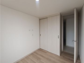 Apartamento para estrenar en venta La Estrella - Surámerica (JS)