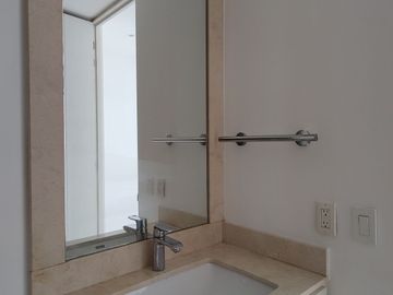 Departamento en venta en Complejo Country Towers.