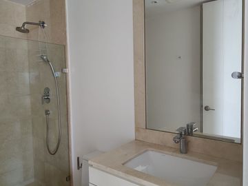 Departamento en venta en Complejo Country Towers.