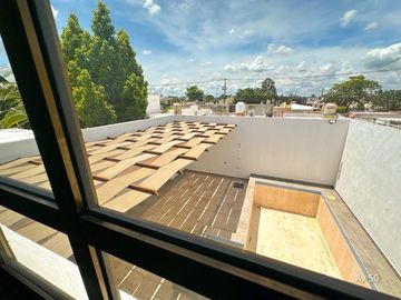 Venta de casa sobre avenida 50 en Francisco de Montejo en Mérida Yucatán