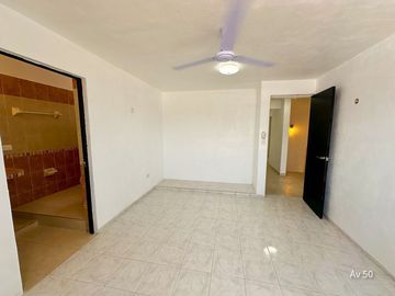 Venta de casa sobre avenida 50 en Francisco de Montejo en Mérida Yucatán