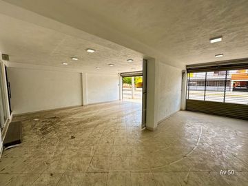 Venta de casa sobre avenida 50 en Francisco de Montejo en Mérida Yucatán