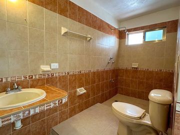 Venta de casa sobre avenida 50 en Francisco de Montejo en Mérida Yucatán