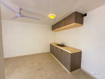 Venta de casa sobre avenida 50 en Francisco de Montejo en Mérida Yucatán