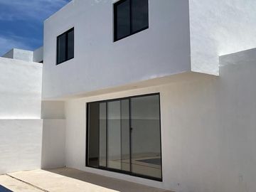 Casa en preventa en privada Bosques de Conkal Yucatán.