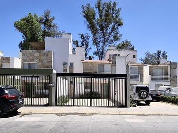 TU OPORTUNIDAD DE COMPRAR CASA EN SAN MATEO, TESISTÁN.