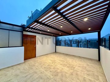 Alquilo Departamento Dúplex 143m2 cerca a Loma Amarilla en Surco.
