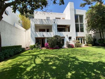 Excelente casa en venta en Bosques de las Lomas