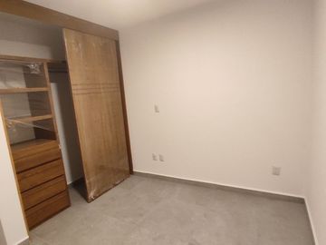DEPARTAMENTO CON ROOF GARDEN PRIVADO, CERCANO A LA AV. ANACAHUITA