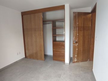DEPARTAMENTO CON ROOF GARDEN PRIVADO, CERCANO A LA AV. ANACAHUITA