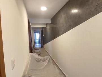 DEPARTAMENTO CON ROOF GARDEN PRIVADO, CERCANO A LA AV. ANACAHUITA