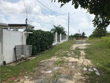 Venta de Terreno en Punta Barco - Complejo privado 