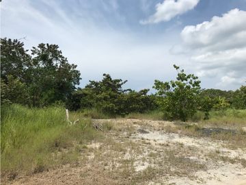 Venta de Terreno en Punta Barco - Complejo privado 