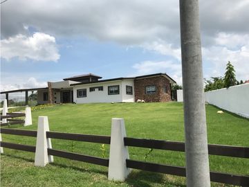 Venta de Terreno en Punta Barco - Complejo privado 
