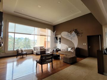 PENTHOUSE DE VENTA SECTOR COLEGIO BILINGUE, CUENCA