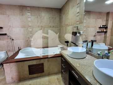 PENTHOUSE DE VENTA SECTOR COLEGIO BILINGUE, CUENCA