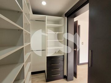 DEPARTAMENTO EN VENTA SECTOR PUERTAS DEL SOL, CUENCA