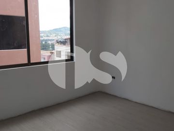 CASA EN VENTA SECTOR LOS CEREZOS, CUENCA