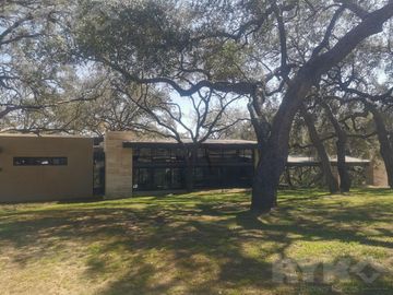 Casa en venta en Nuevo Santiago, Fraccionamiento cerca de Cielo Mágico y SMP.