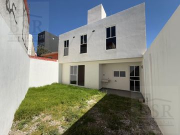 CASA EN VENTA EN CAPULTITLAN TOLUCA