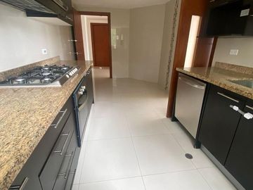 Vendo o Rento departamento en Sierra del Moral