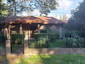 Chalet en venta en Parque Leloir