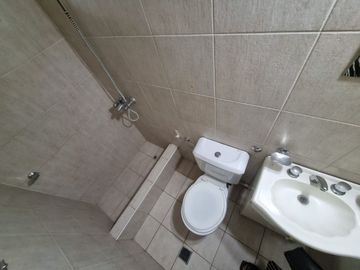 CASA VISTALBA APTA CREDITO 3 DORM SAUNA PILETA