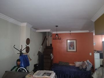 Venta Casa dúplex cochera 3 de febrero A/ Credito