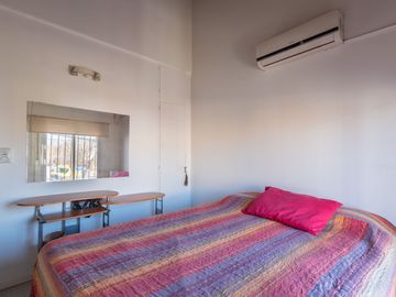 Venta Casa PH 4 amb - Villa Luzuriaga - Cochera