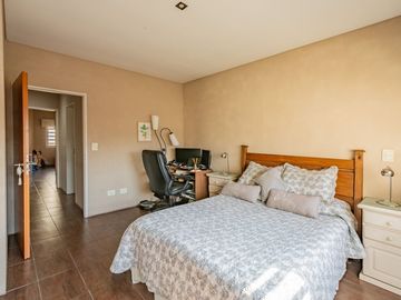 VENTA PH 3 AMB C/ COCHERA-PATIO INTERNO AVELLANEDA