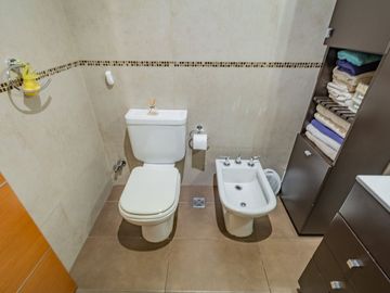 VENTA PH 3 AMB C/ COCHERA-PATIO INTERNO AVELLANEDA