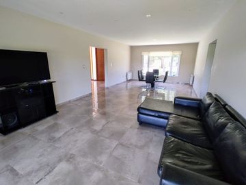 Casa en Venta - Barrio Privado - Vistalba - Luján