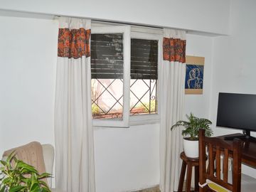 CASA EN VENTA - CLAYPOLE CON QUINCHO Y COCHERA