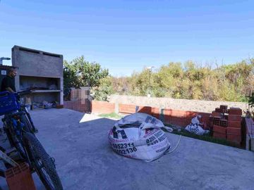 VENTA - CASA 3 DORMITORIOS - NEUQUÉN