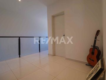 VENTA - CASA 3 DORMITORIOS - NEUQUÉN