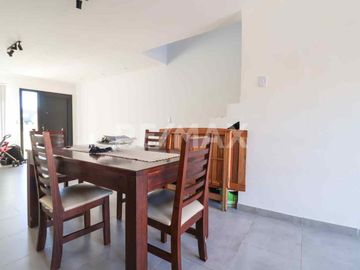 VENTA - CASA 3 DORMITORIOS - NEUQUÉN