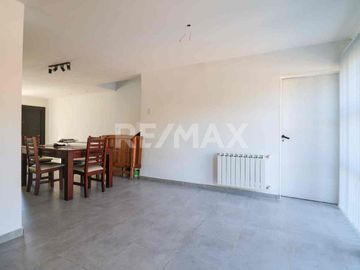 VENTA - CASA 3 DORMITORIOS - NEUQUÉN