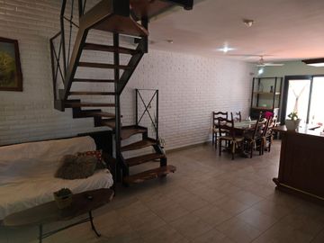 Venta Casa Barrio Murialdo Villa Bosch cochera