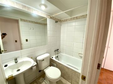 Departamento en Venta en Precio Rebajado / Ricardo Cumming /Av Pdte Balmaceda / 2D 2B Bodega