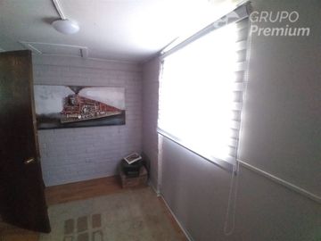 Casa en Venta en Avda. Lo Blanco, Pasaje Ayquina, Lo Moreno, Villa Andina I, El Bosque, RM