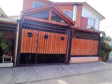 Casa en Venta en Avda. Lo Blanco, Pasaje Ayquina, Lo Moreno, Villa Andina I, El Bosque, RM