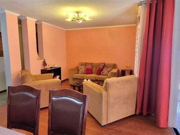 Casa en Venta en Metro Quilín