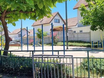Casa en Venta en Metro Quilín