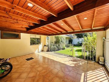 Casa en Venta en Condominio Cousiño Macul