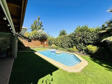 Casa en Venta en Condominio Cousiño Macul