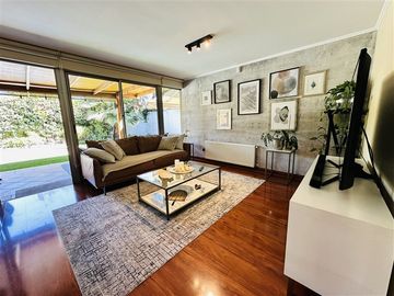 Casa en Venta en Condominio Cousiño Macul