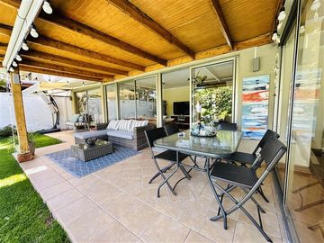 Casa en Venta en Condominio Cousiño Macul