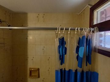 Casa y 4 departamentos Venta Villa Gesell centro