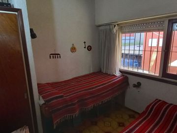 Casa y 4 departamentos Venta Villa Gesell centro