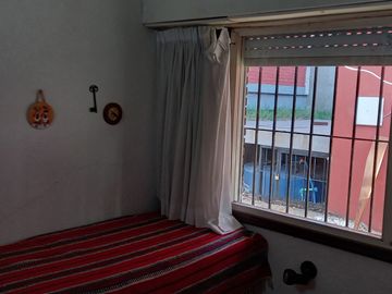 Casa y 4 departamentos Venta Villa Gesell centro